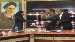 تجلیل از آموزشگران طرح تپش به پاس همراهی در اجرای طرح تفکیک پسماند خشک از مبدأ در بندرعباس
