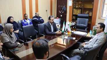 در مواقع بحرانی تا پای جان، پای کار مردم هستیم